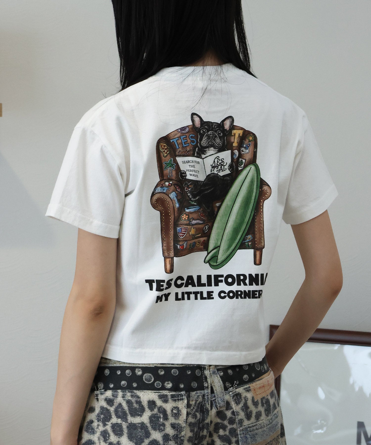NEW】TES4COLOR BUHI CHAIR TEE / 短丈Tシャツ – TES | THE ENDLESS SUMMER