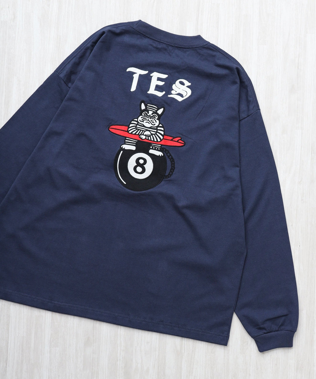 10月下旬お届け予定》TES EIGHT BALL OUTLAWS EMB LONG SLEEVE BIG T