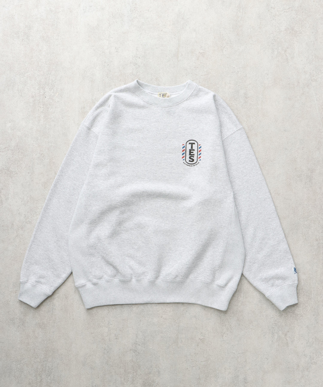 WEB / FLAG SHOP限定】TES BARBER PT SWEAT/ クルースウェット