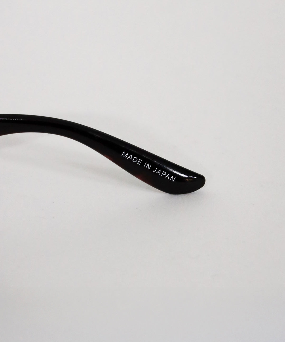 未使用　TES × PLAGLA WELLINGTON サングラス 新カラー追加》【偏光調光レンズ】TES × PLAGLA PHOTOCHROMIC