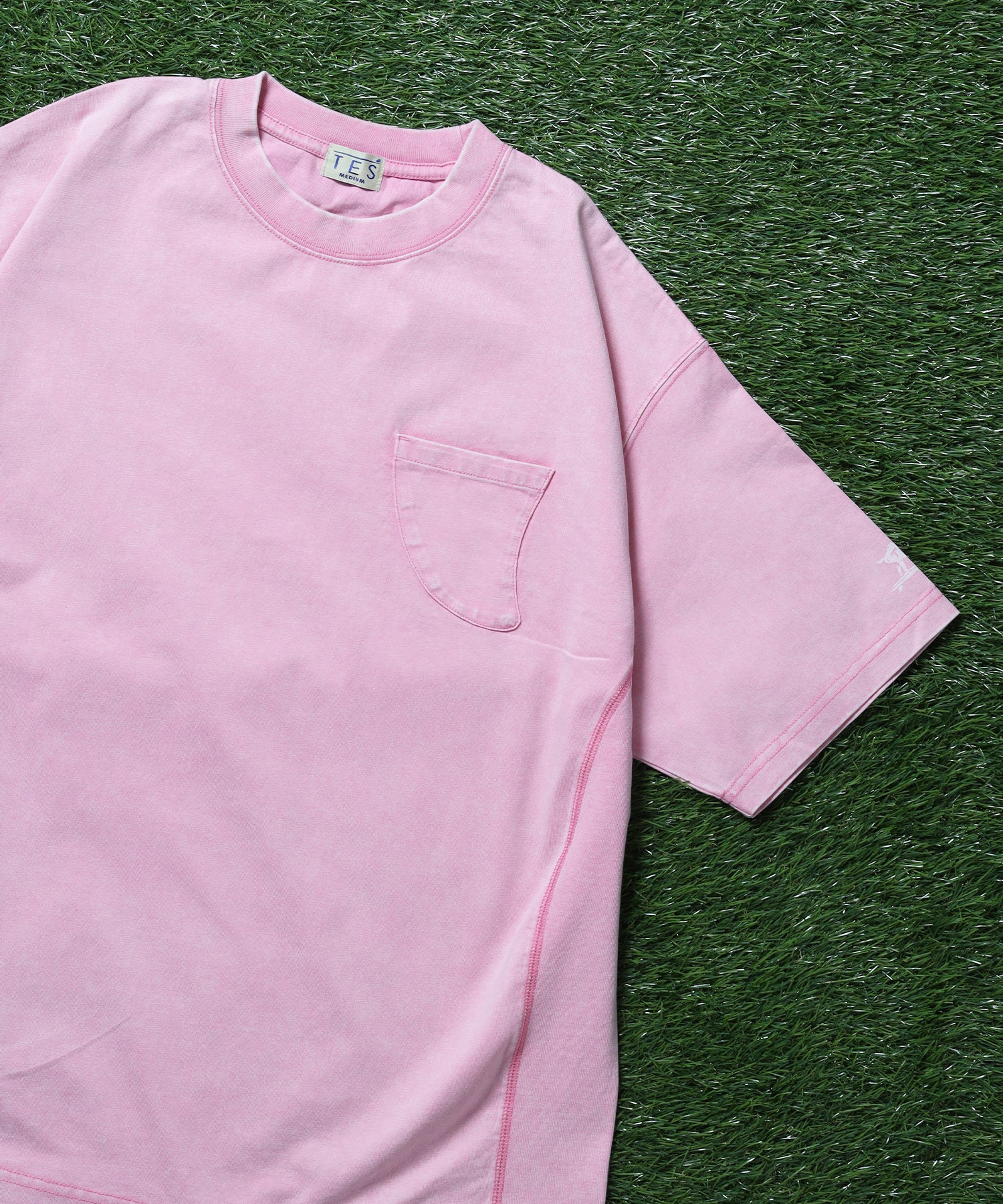 5月下旬お届け予定》TES CHEMICAL WASH FIN POCKET T-SHIRT / ビッグ