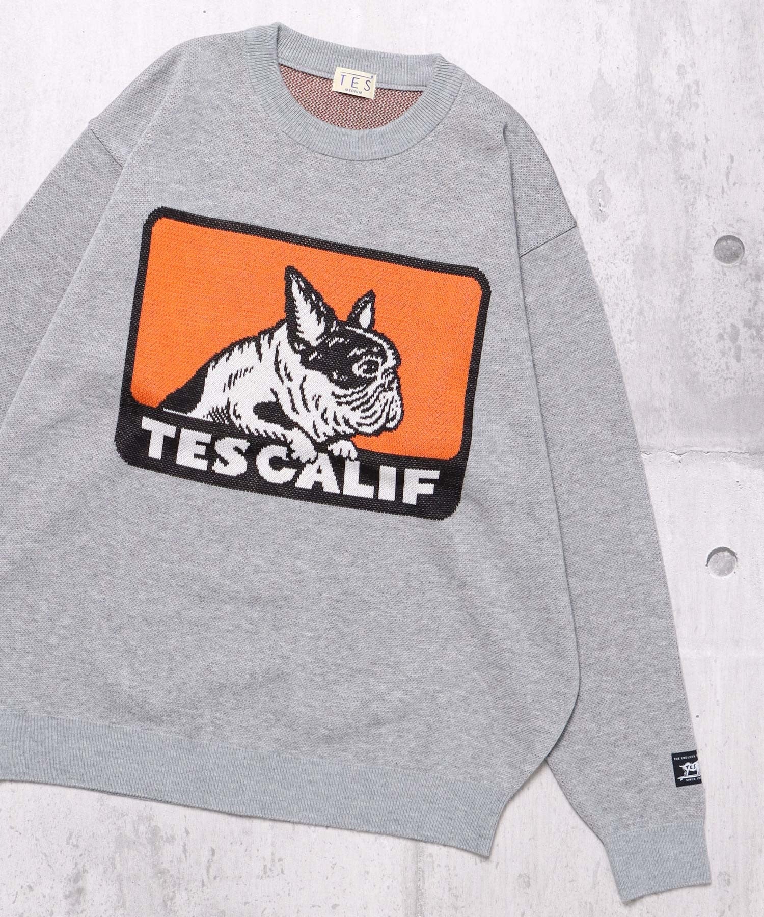 86867252b_18_d_1800x1800.jpg?v