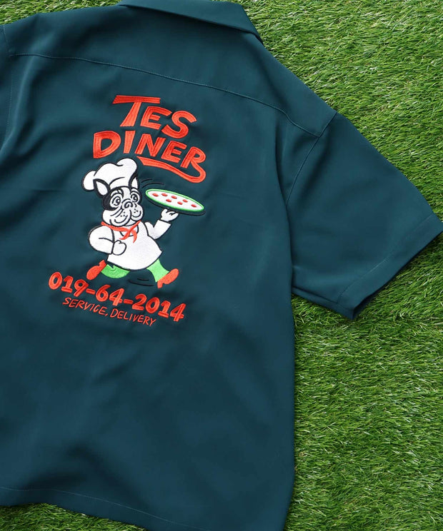 《5月上旬お届け予定》	TES PIZZA DINER CREW EMB SHIRT / 半袖シャツ