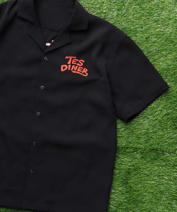 《5月上旬お届け予定》	TES PIZZA DINER CREW EMB SHIRT / 半袖シャツ