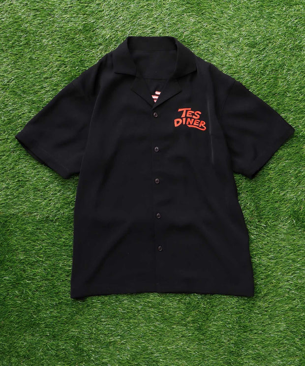 《5月上旬お届け予定》	TES PIZZA DINER CREW EMB SHIRT / 半袖シャツ