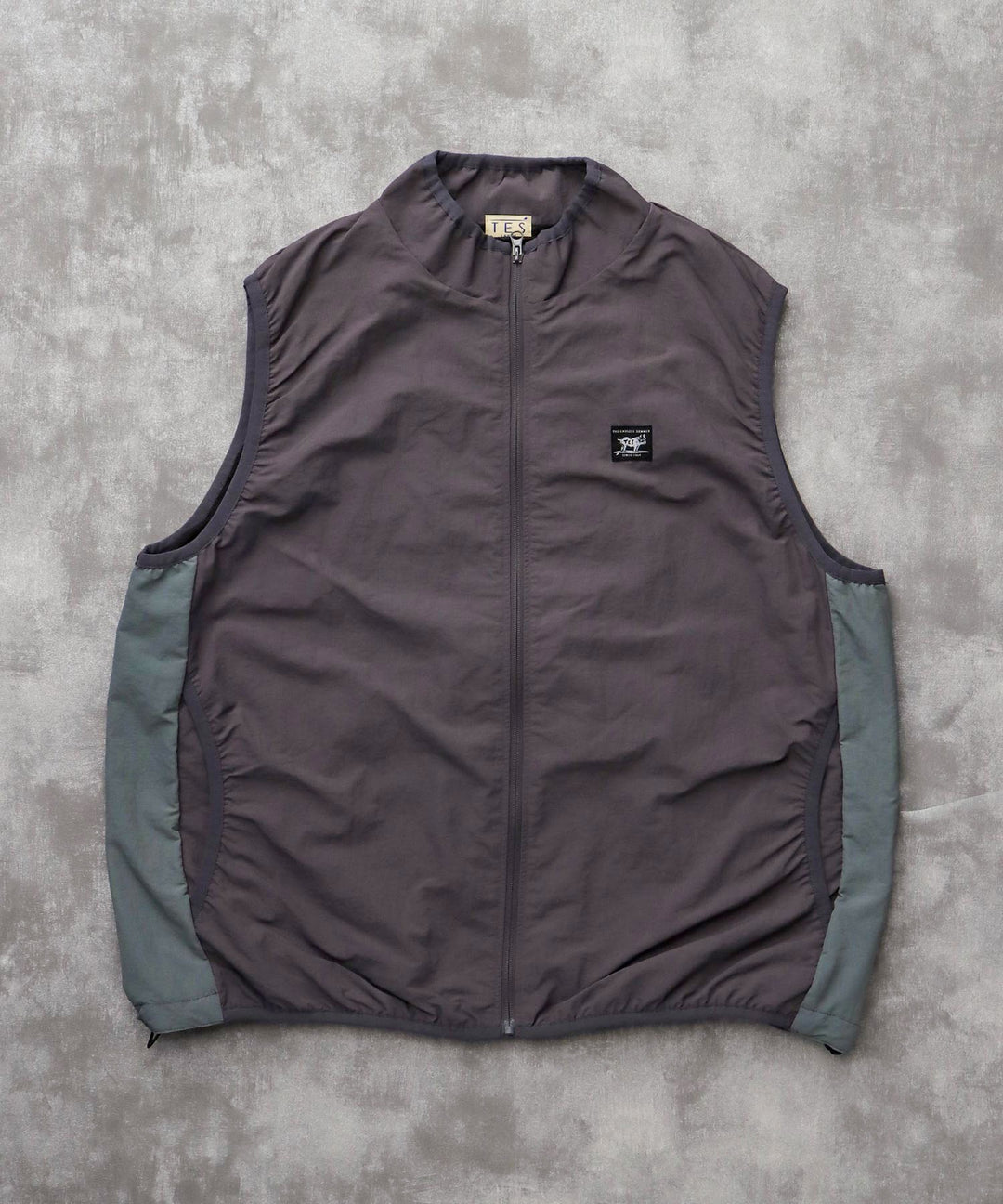 TES GOLF NYLON VEST / ナイロンベスト – TES | THE ENDLESS SUMMER