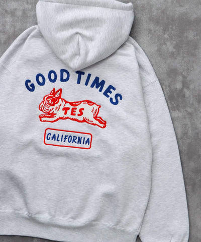 《10月下旬お届け予定》TES GOOD TIMES EMB BIG SWEAT ZIP PARKA / スウェットパーカー