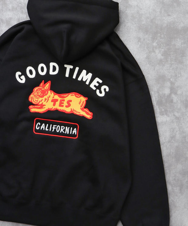 《10月下旬お届け予定》TES GOOD TIMES EMB BIG SWEAT ZIP PARKA / スウェットパーカー