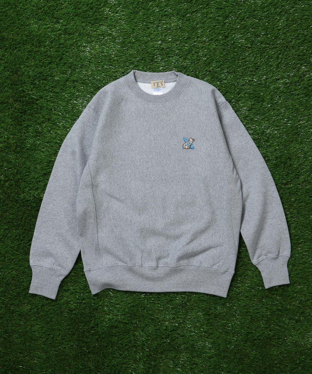 techikomikanさま オーダー品 ALTERNA トレーナー ≪カスタムオーダー≫ TES SURF BUHI CUSTOM ONE POINT EMB CREW